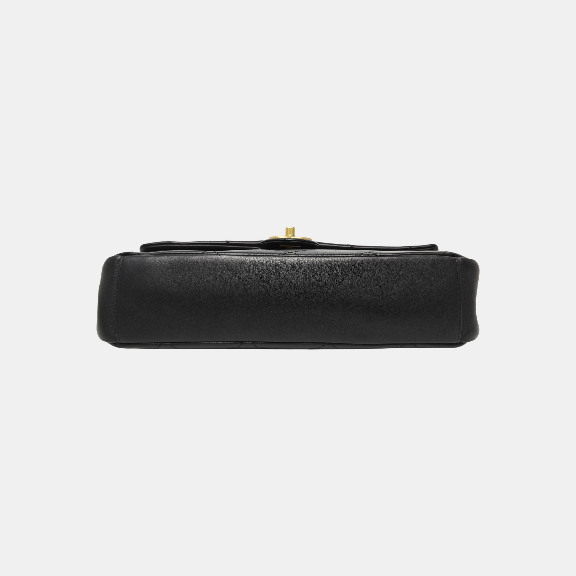 CLASSIC FLAP Jumbo Quilted Lambskin Black