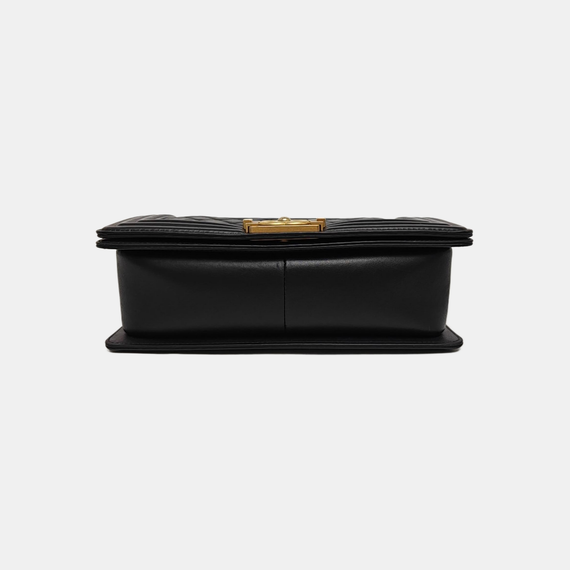 BOY CHANEL Medium Quilted Calfskin Black