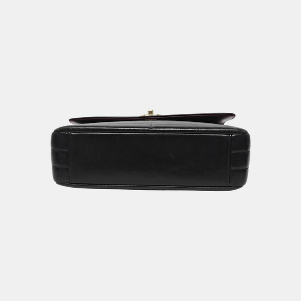 Bolso de hombro de cuero negro