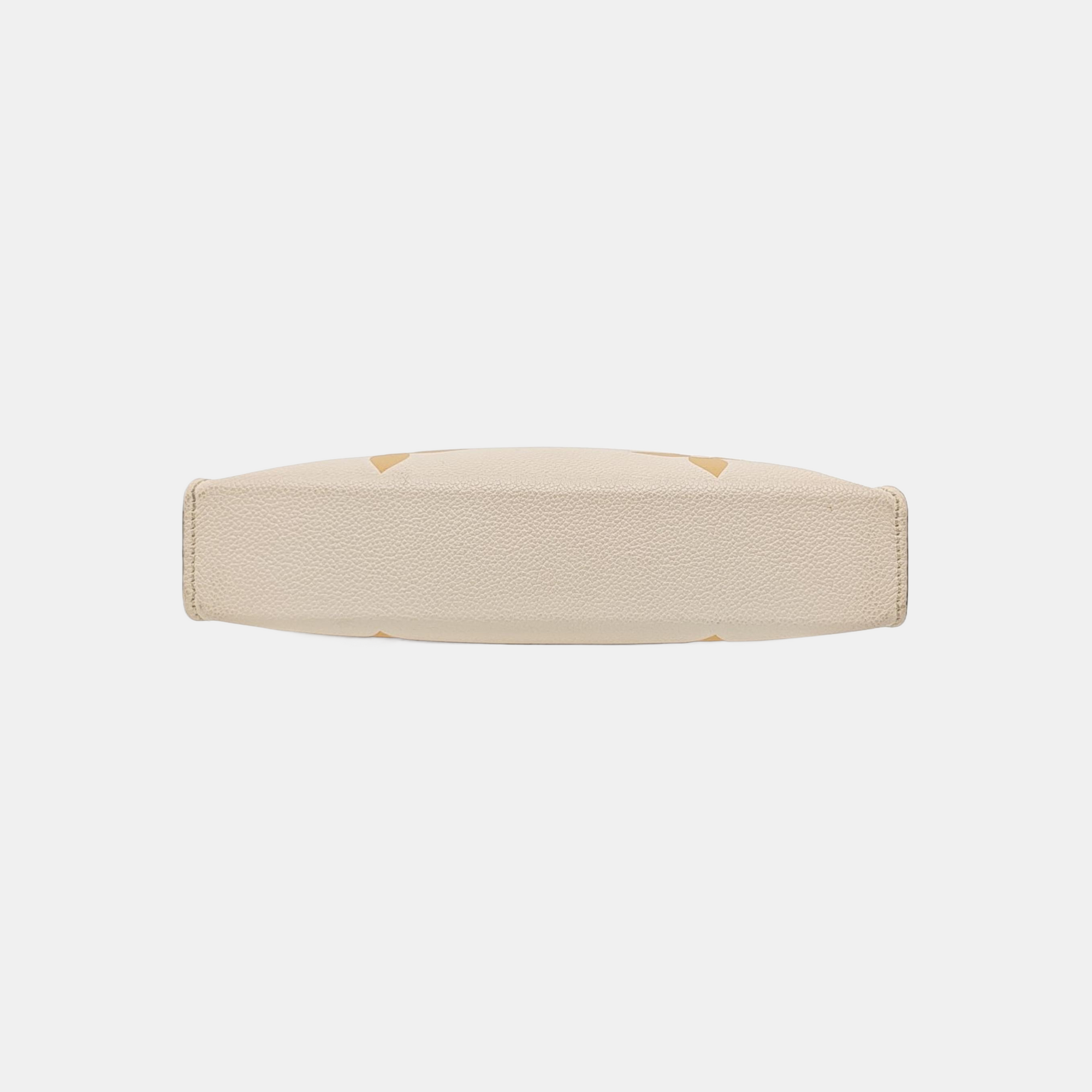 TOILET POCKET 26 Calfskin Beige