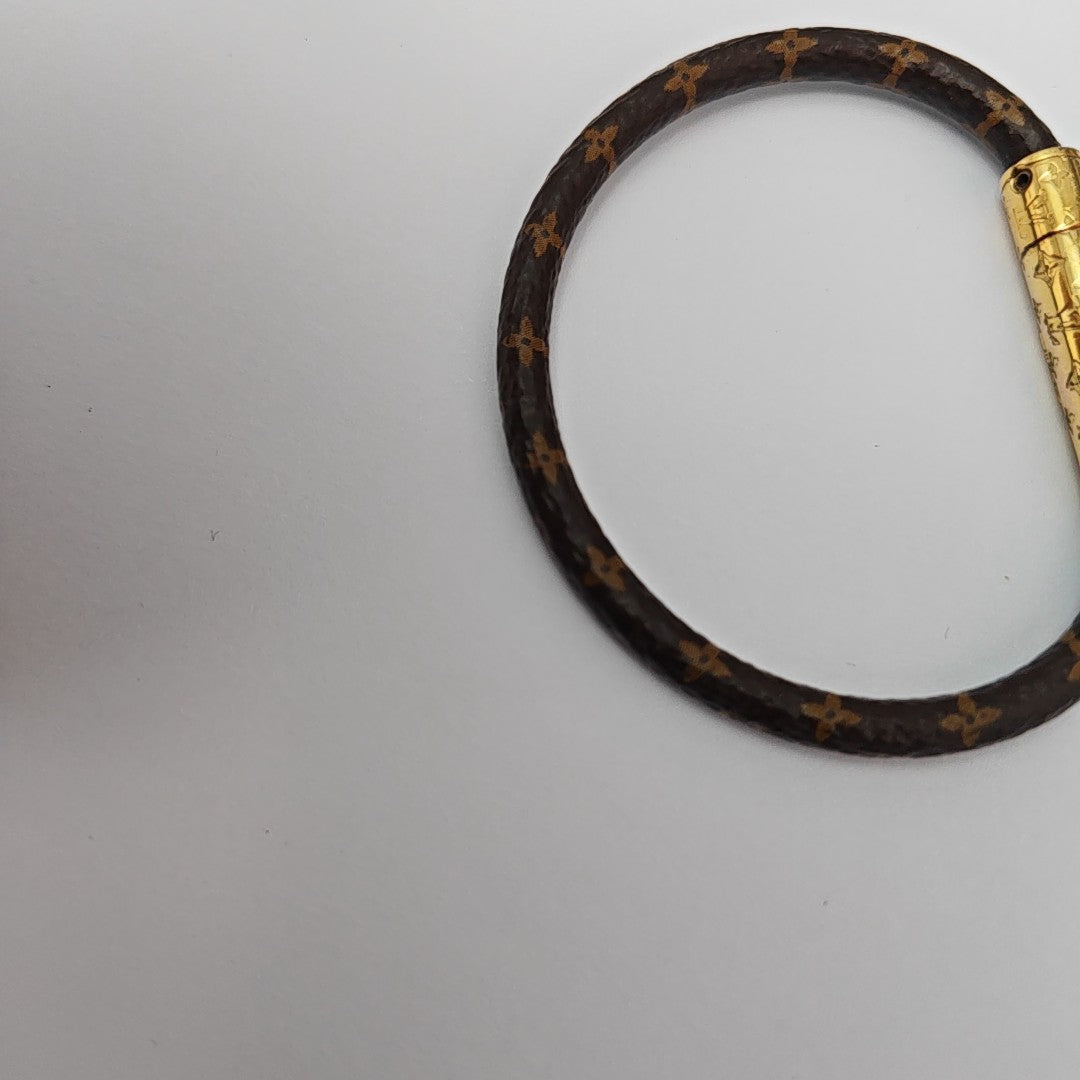 CONFIDENTIEL Metal Brown Bangle