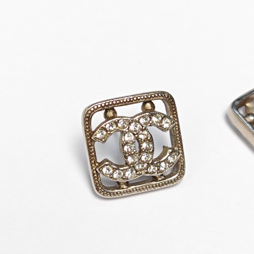 Metal Silver Stud Earrings