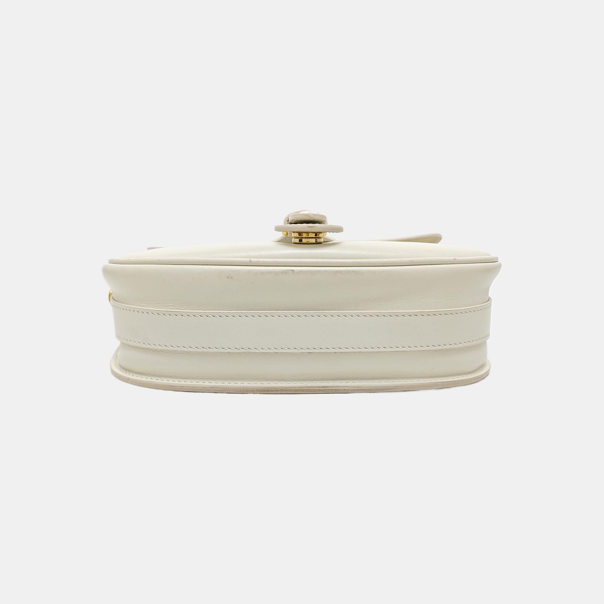 Bobby Medium Calfskin White