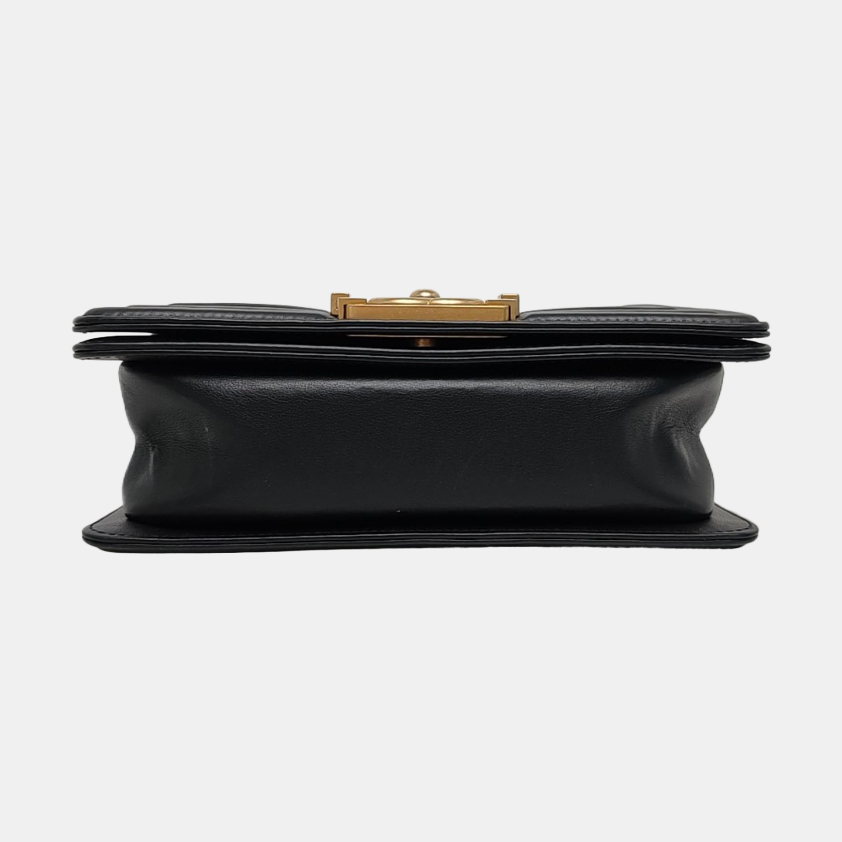 Authenticated pre-owned  BOY CHANEL Small Quilted Calfskin Black - Shoulder Bag at Looply