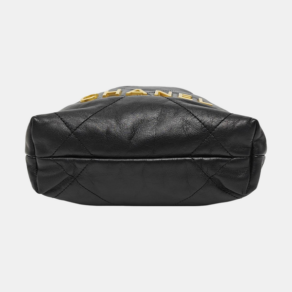 CHANEL 22 Mini Quilted Calfskin Black