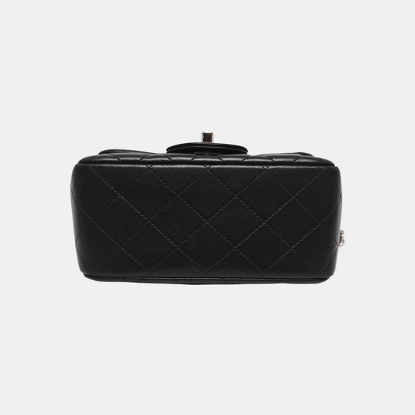 CLASSIC FLAP Mini Quilted Lambskin Black