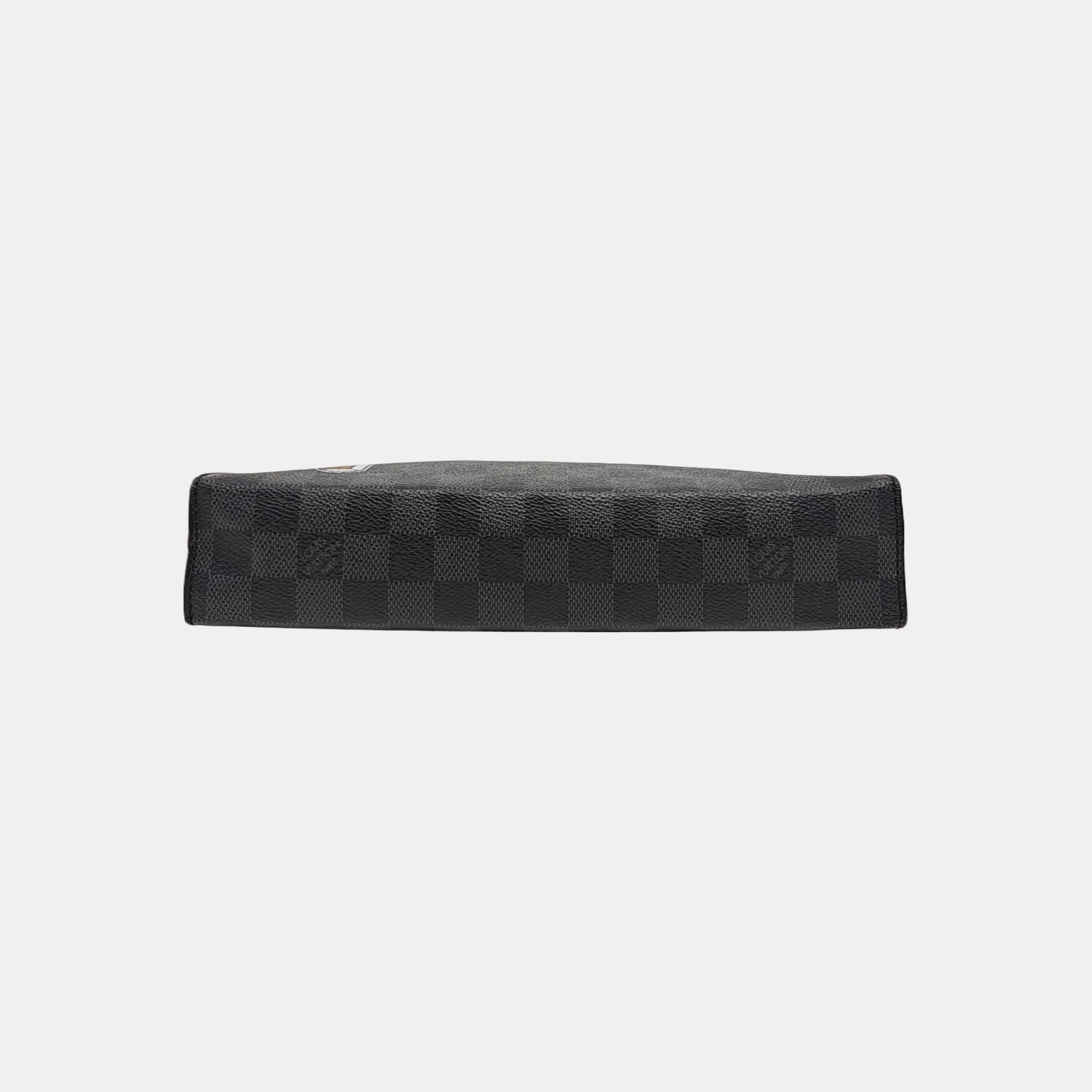 Pochette Voyag MM Damier Graphite Coated Canvas Gray