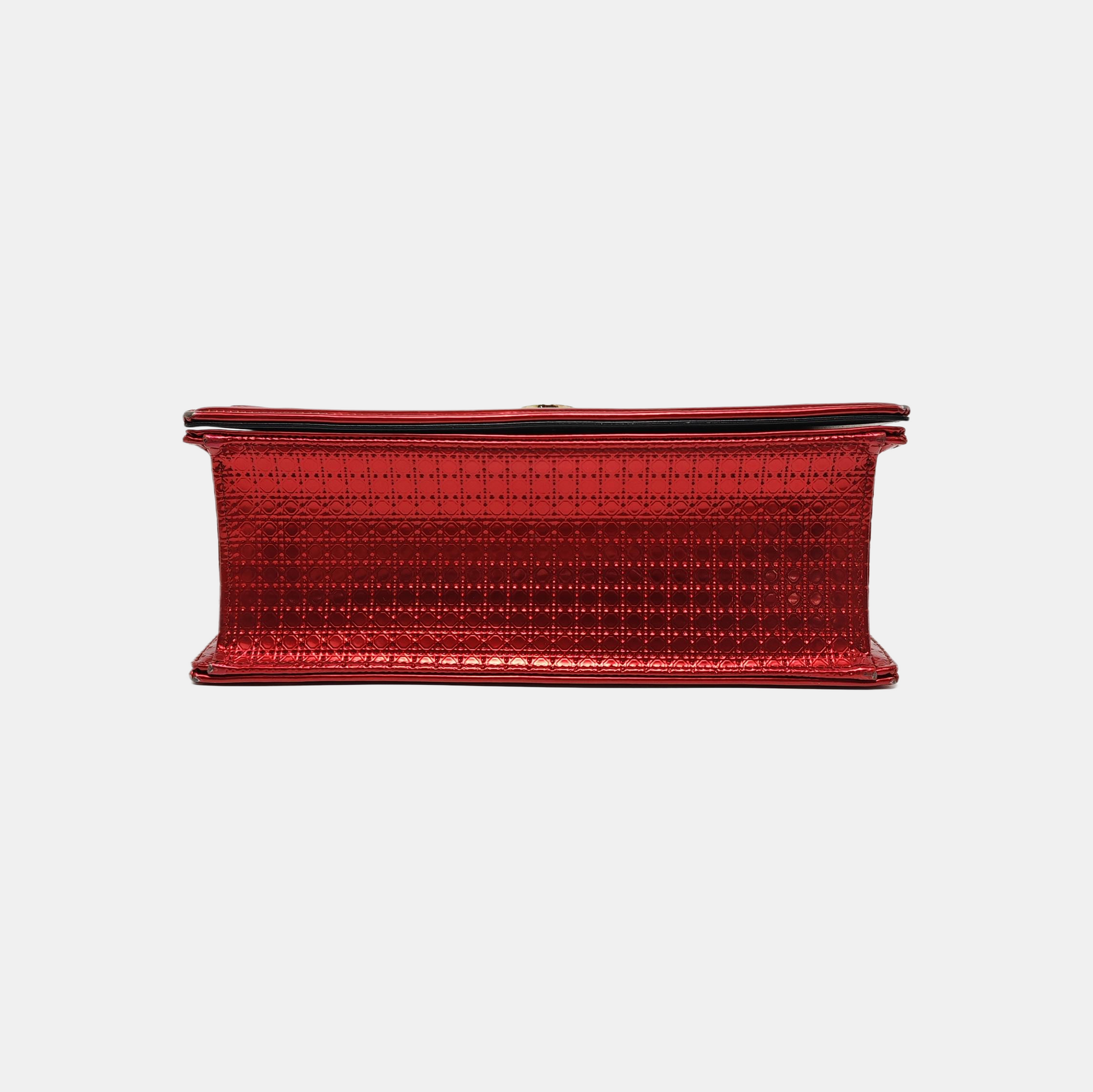 Authenticated pre-owned  Diorama Medium Calfskin Red - Crossbody Bag at Looply