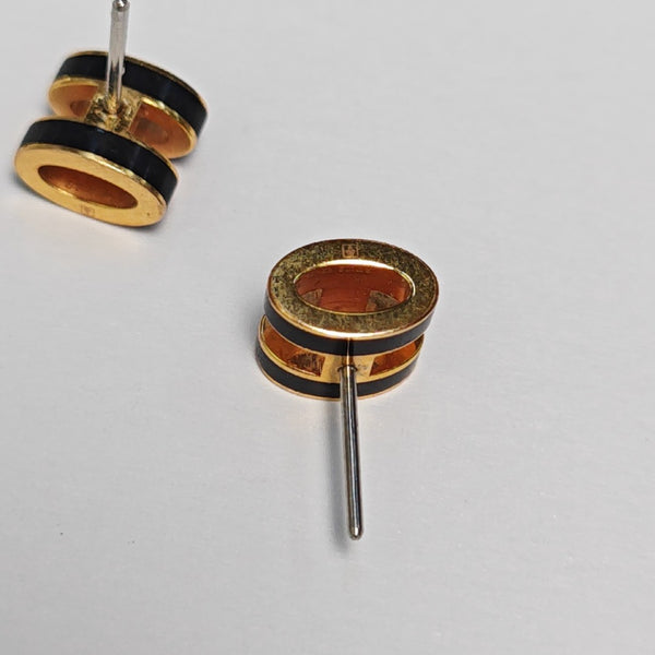 Pop H Metal Gold Stud Earrings