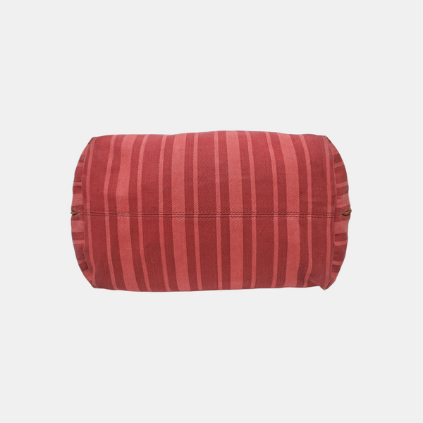 Canvas Red
