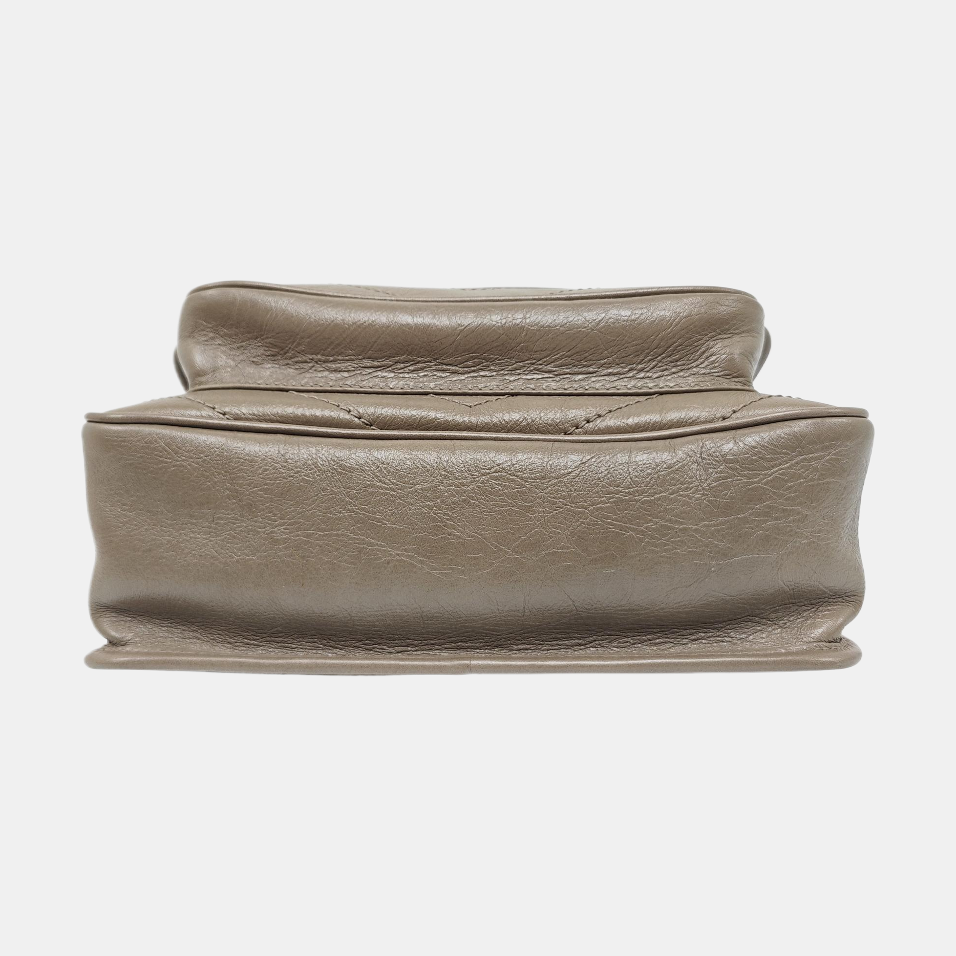 NIKI Medium Chevron Calfskin Beige