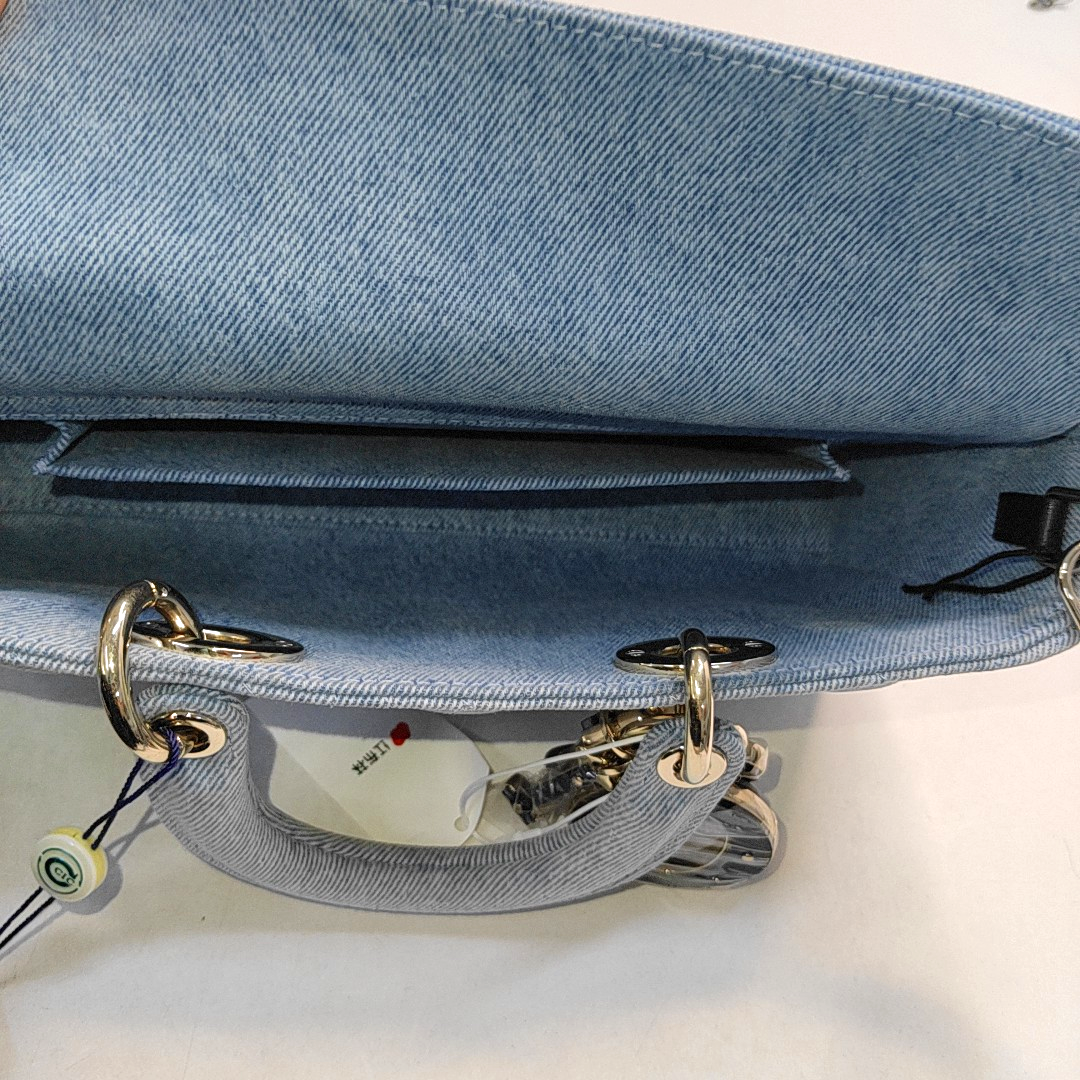 Lady D-Joy Medium Cannage Denim Blue