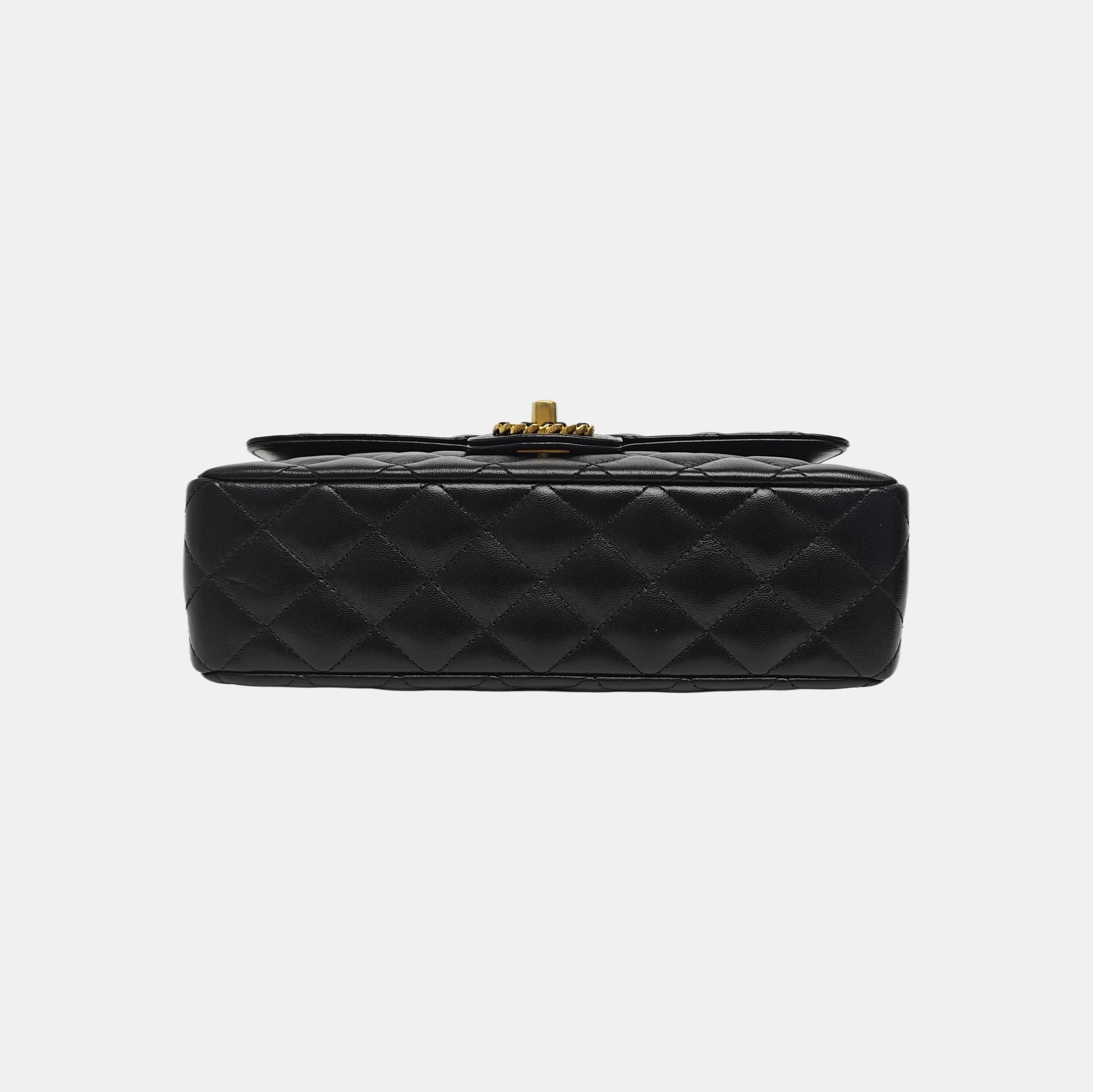 CLASSIC FLAP Small Quilted Lambskin Black