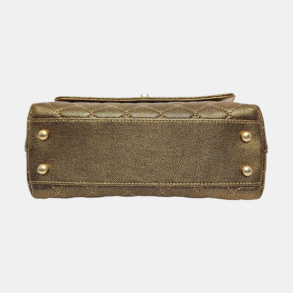 COCO HANDLE Pequeño Piel de becerro graneada acolchada Oro