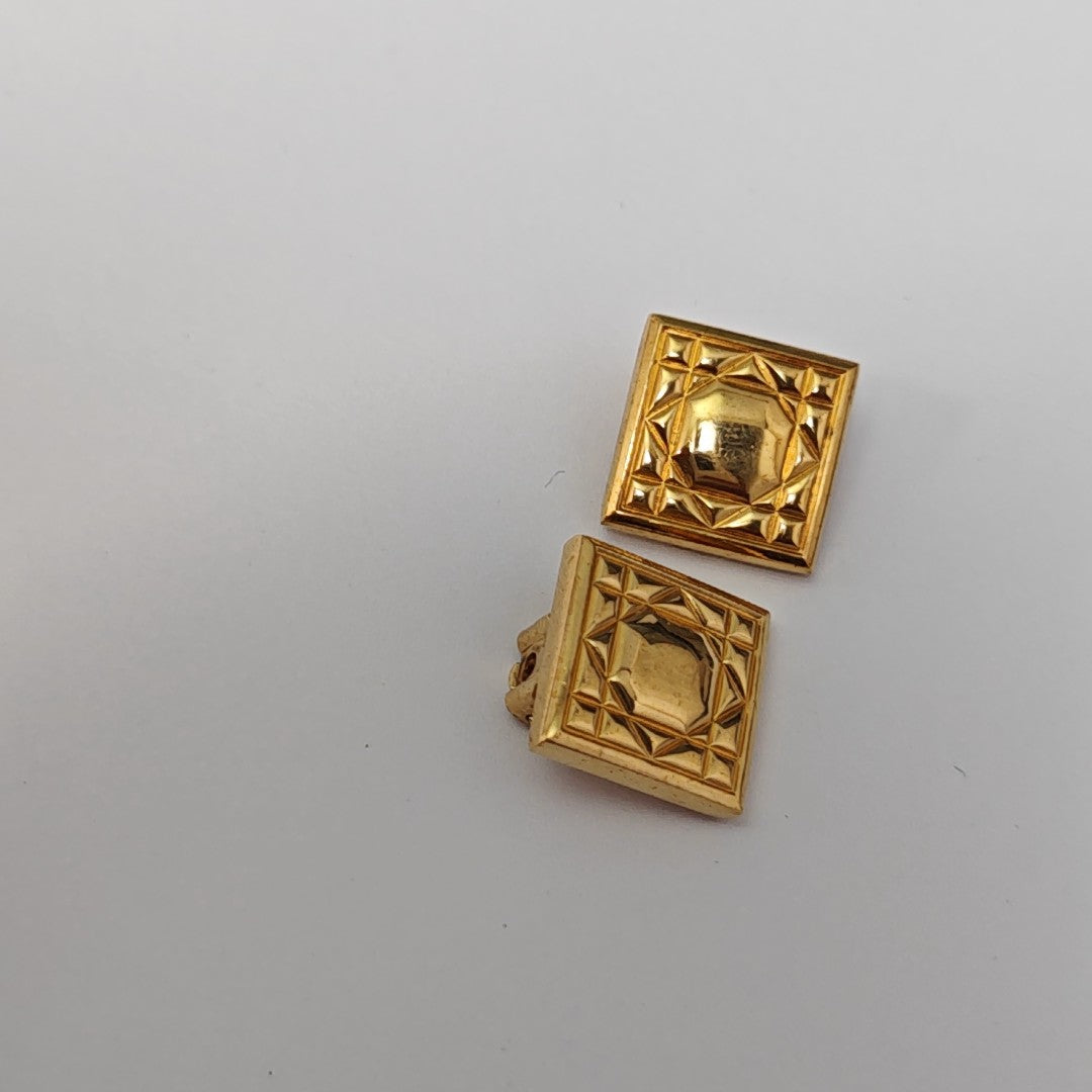 Metal Gold Clip On Earrings