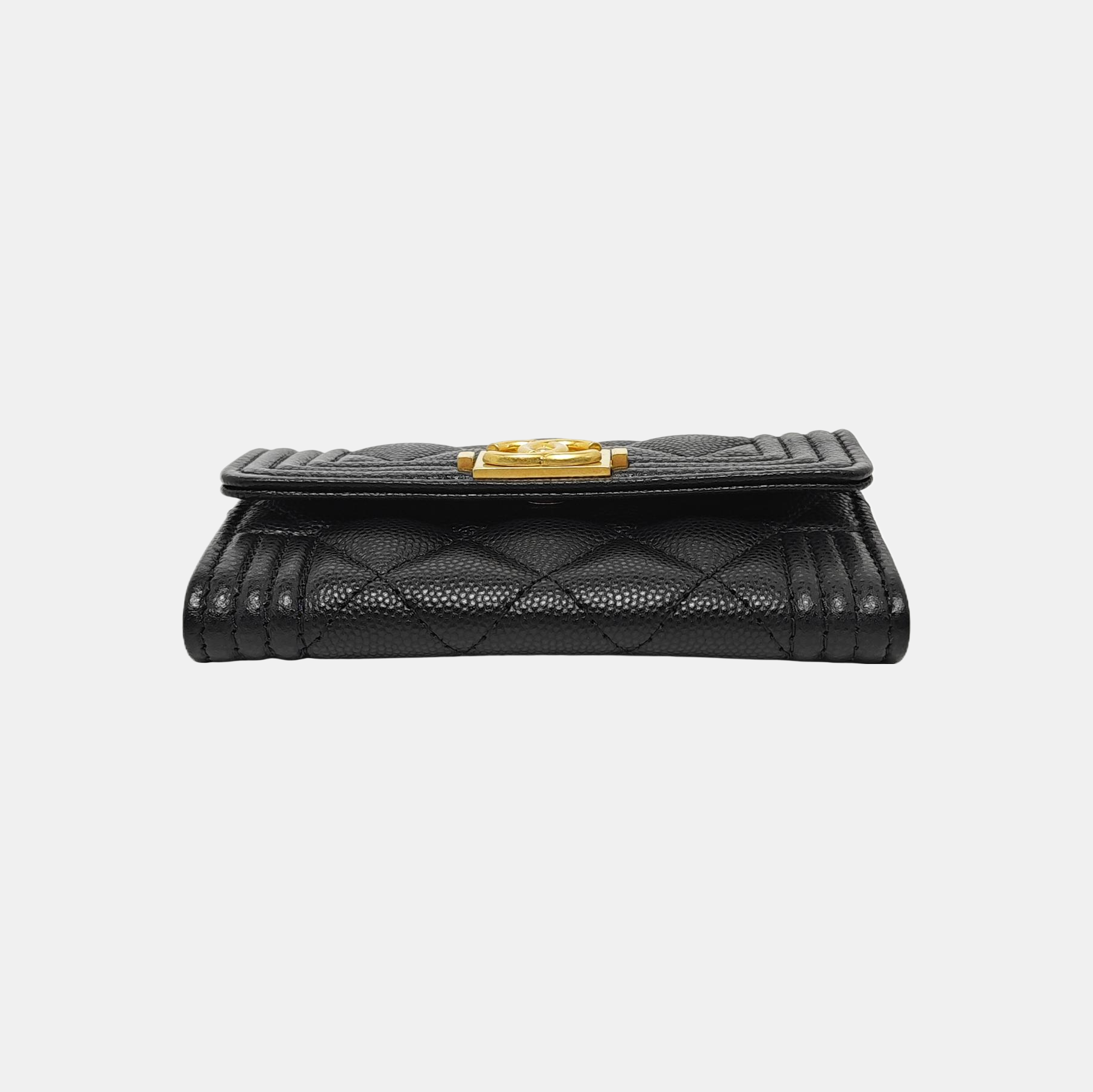 Cartera BOY CHANEL de piel de becerro granulada acolchada negra