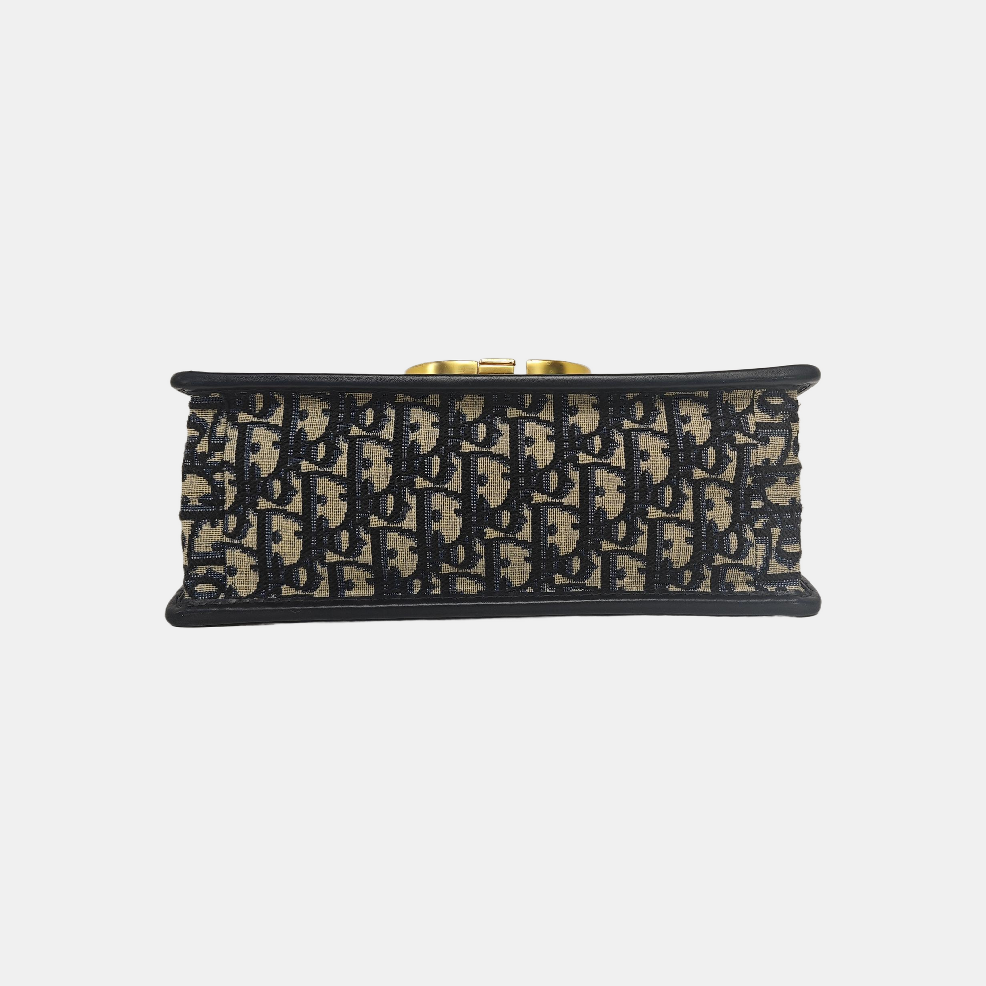 30 Montaigne Medium Oblique Canvas Blue