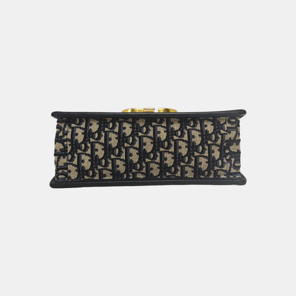 30 Montaigne Medium Oblique Canvas Blue
