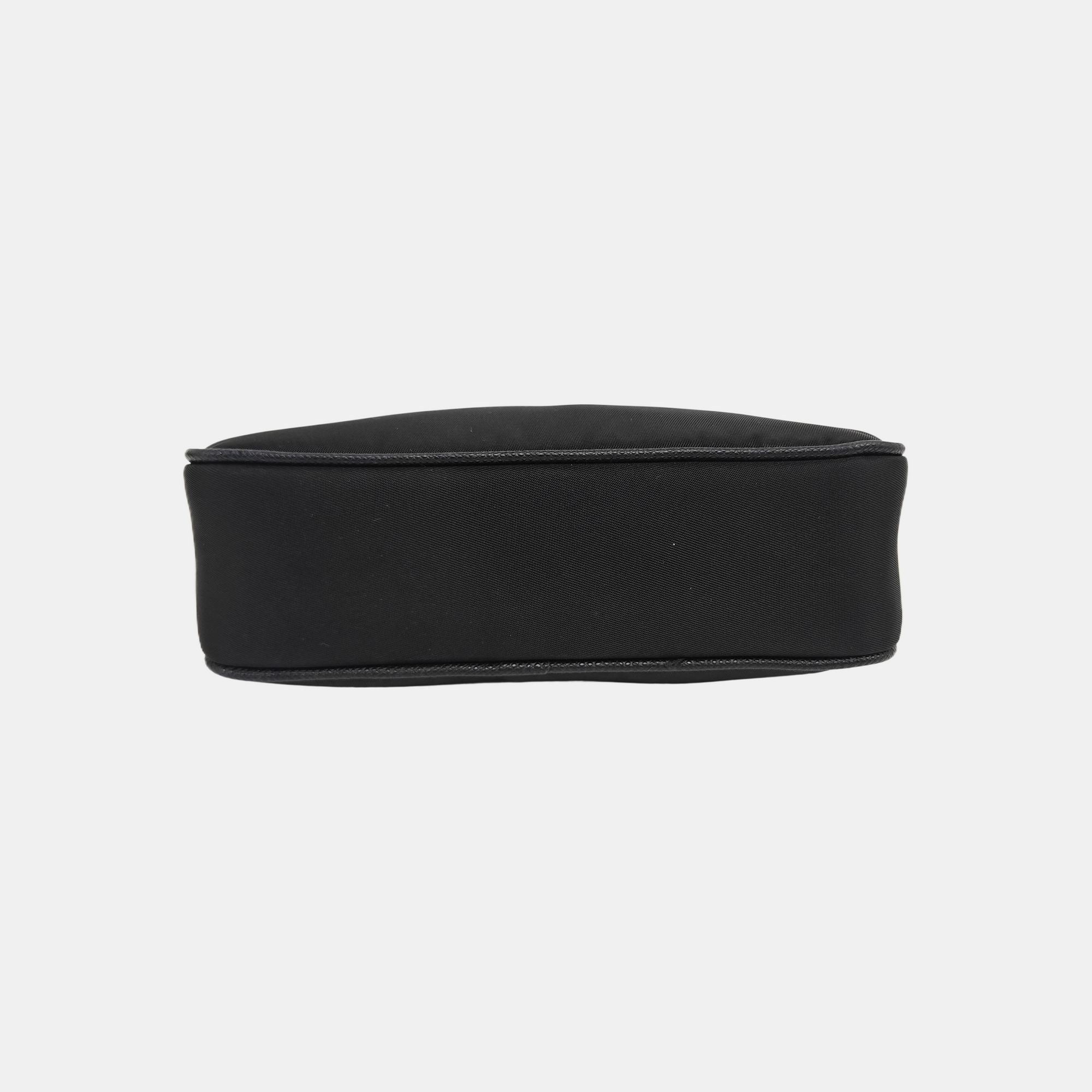 Re-Edition Nylon Black