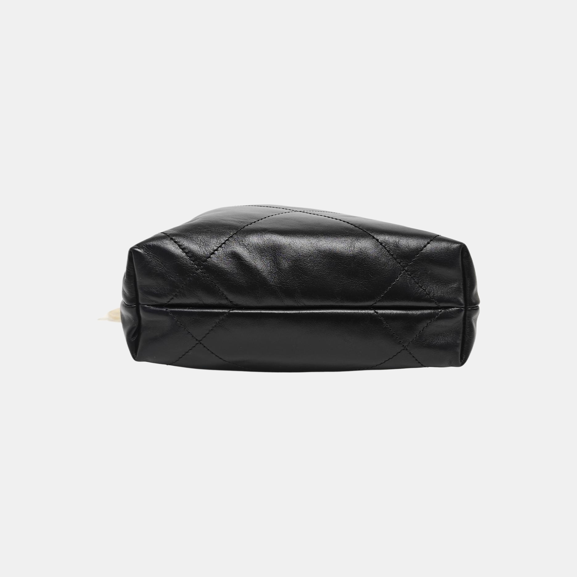 CHANEL 22 Mini Quilted Calfskin Black
