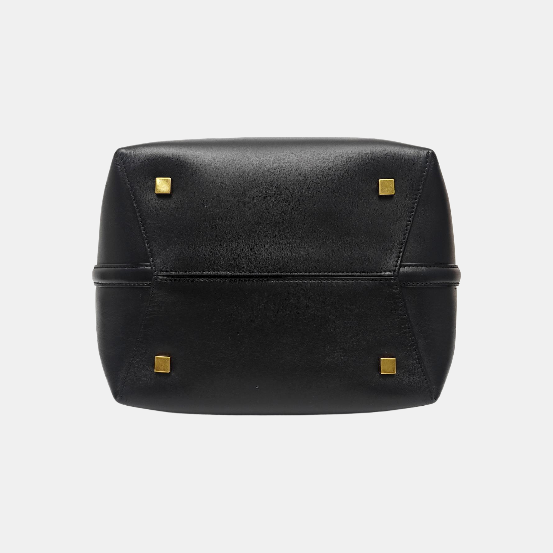 LE 37 Calfskin Black
