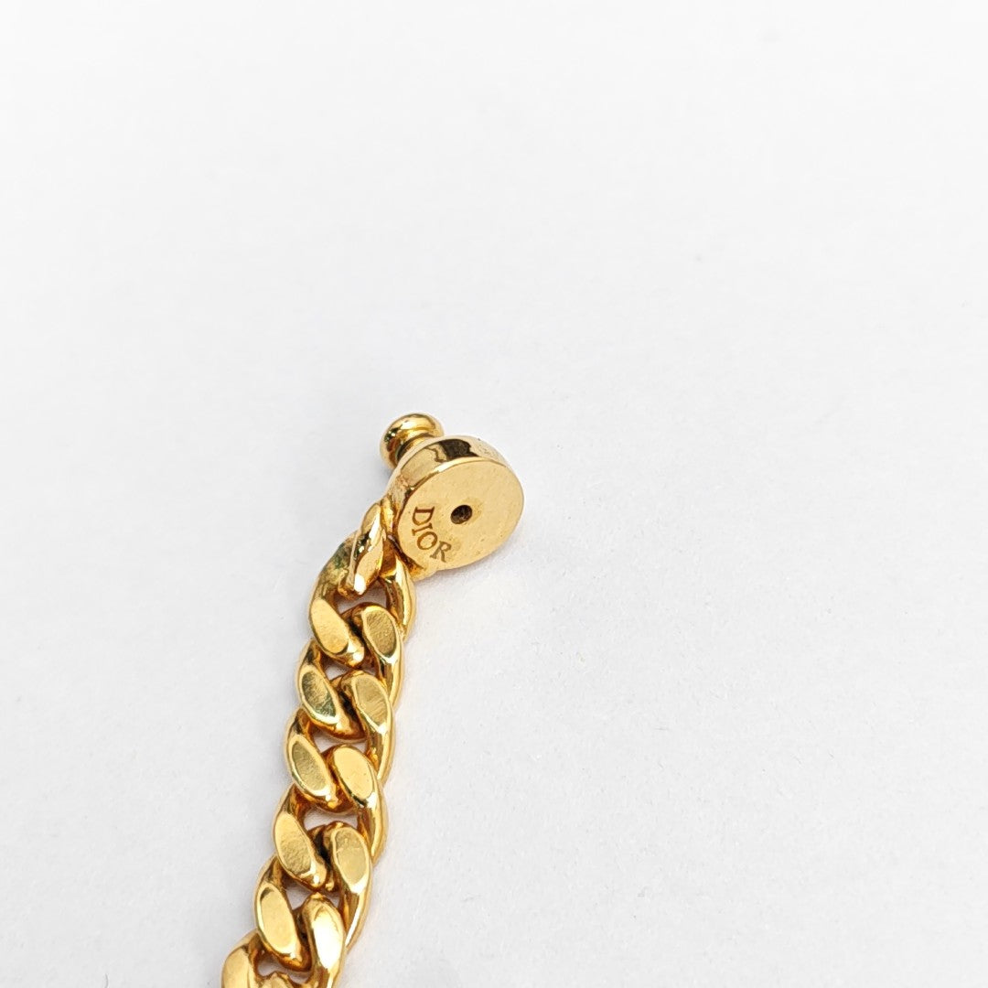 Metal Gold Stud Earrings