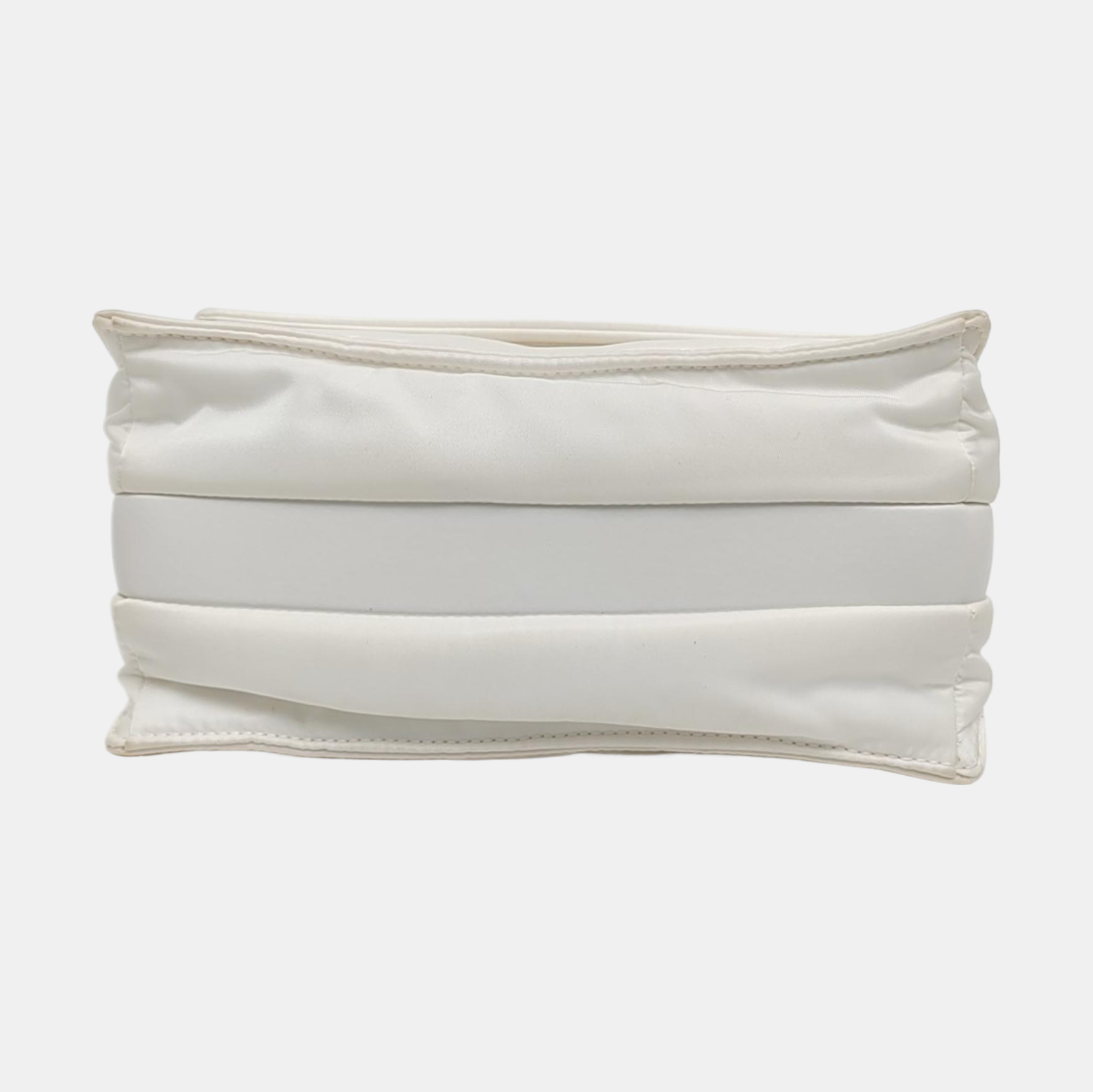 Invite Quilted Nylon White