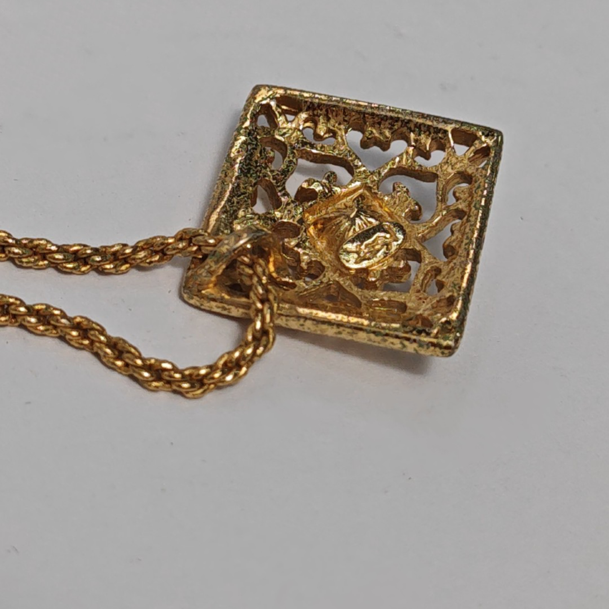 Metal Gold Necklace