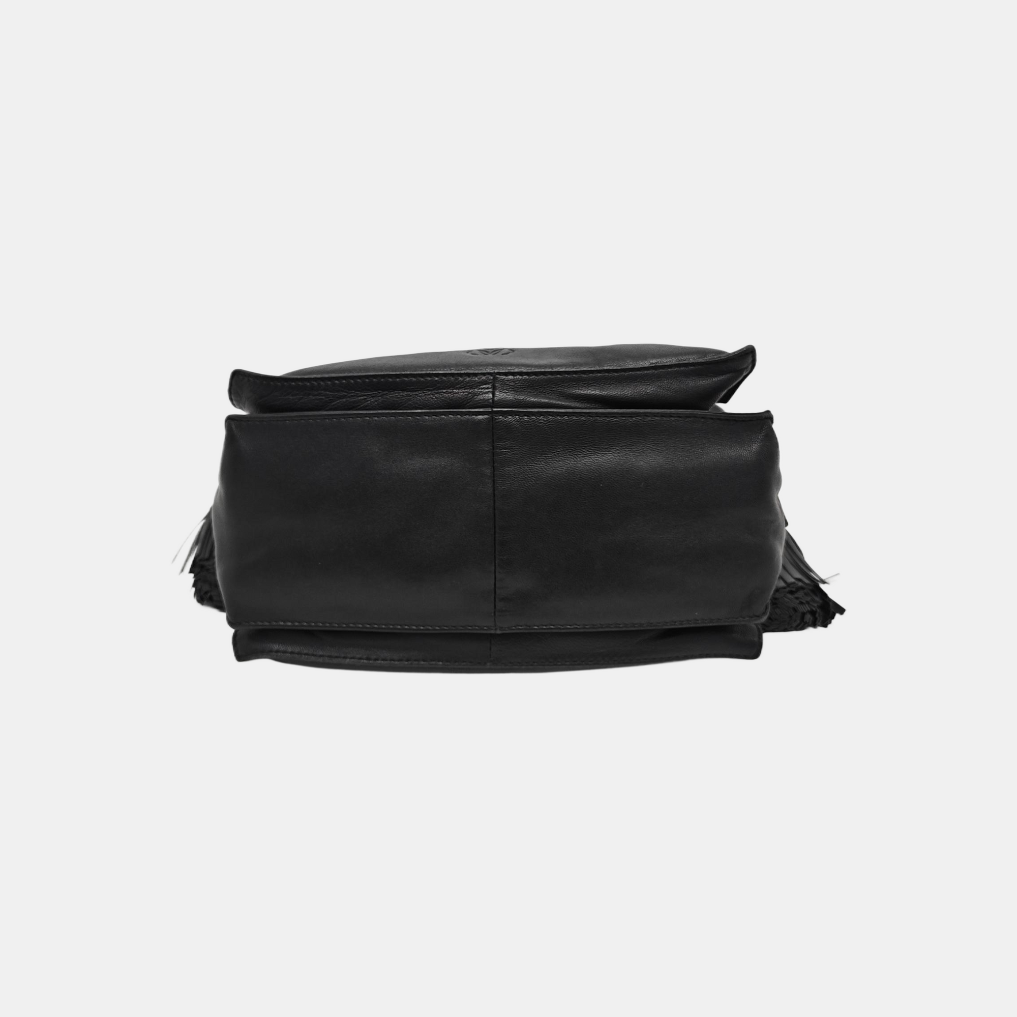 Authenticated pre-owned  Flamenco Lambskin Black - Shoulder Bag at Looply
