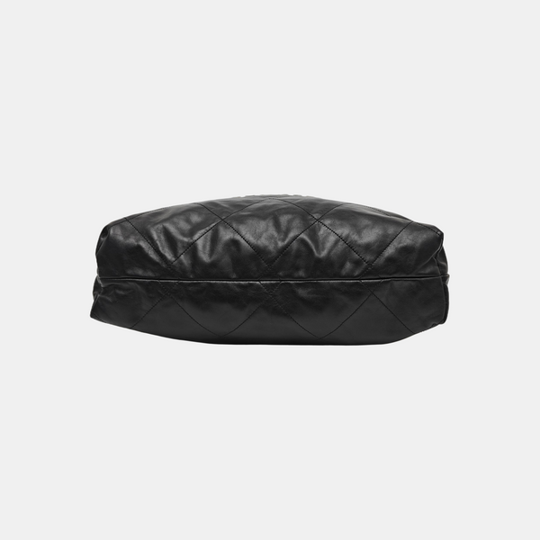CHANEL 22 Medium Quilted Calfskin Black