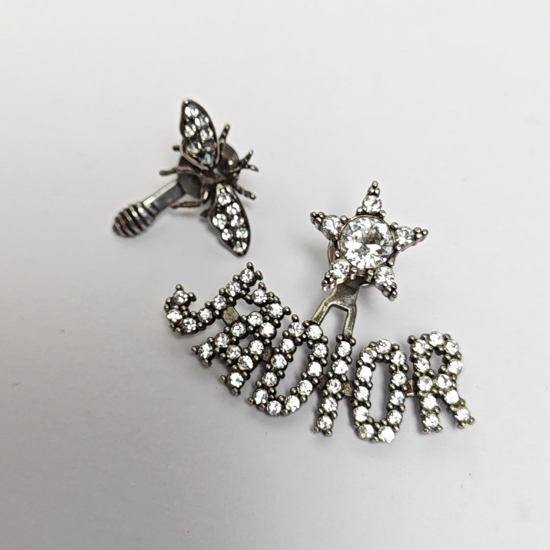 J'adior Metal Silver Stud Earrings