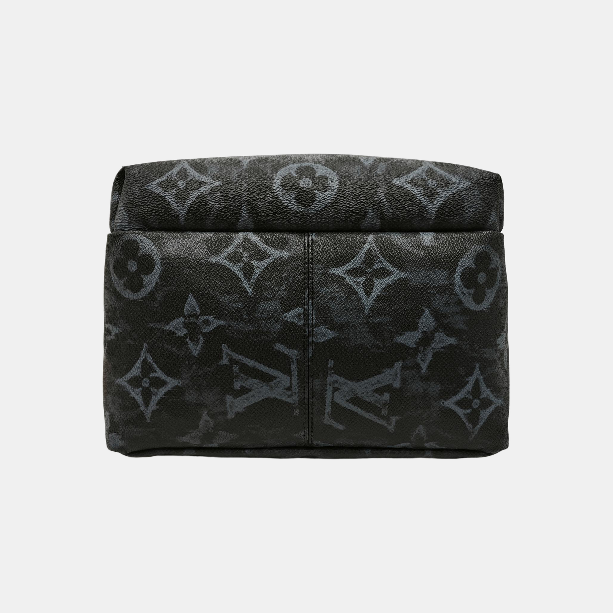 DISCOVERY PM Monogram Coated Canvas Black