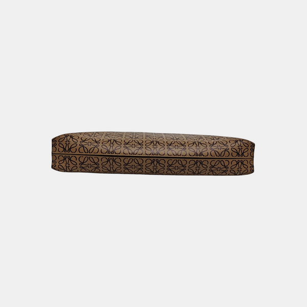 T Pouch Monogram Calfskin Beige