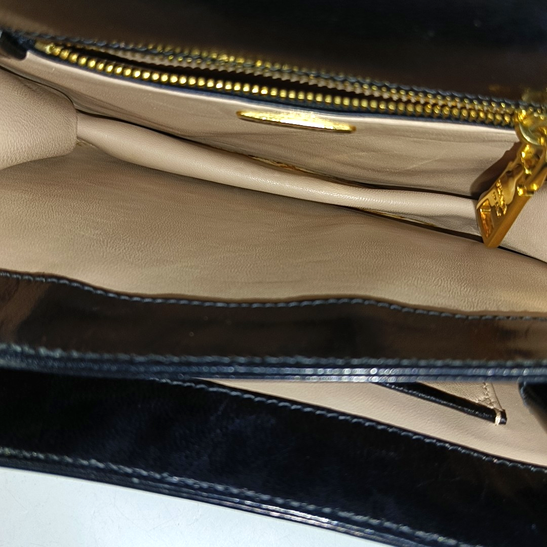 Leather Shoulder Bag Black