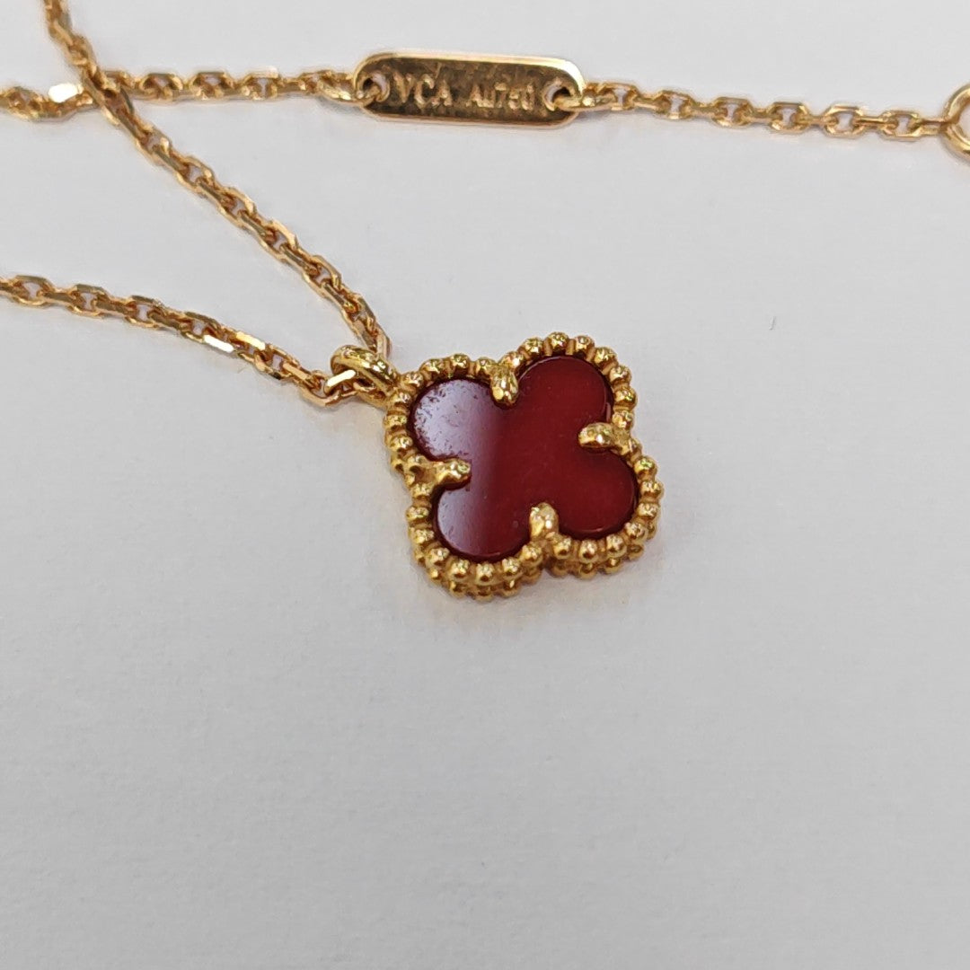 Sweet Alhambra 18k Rose Gold Necklace