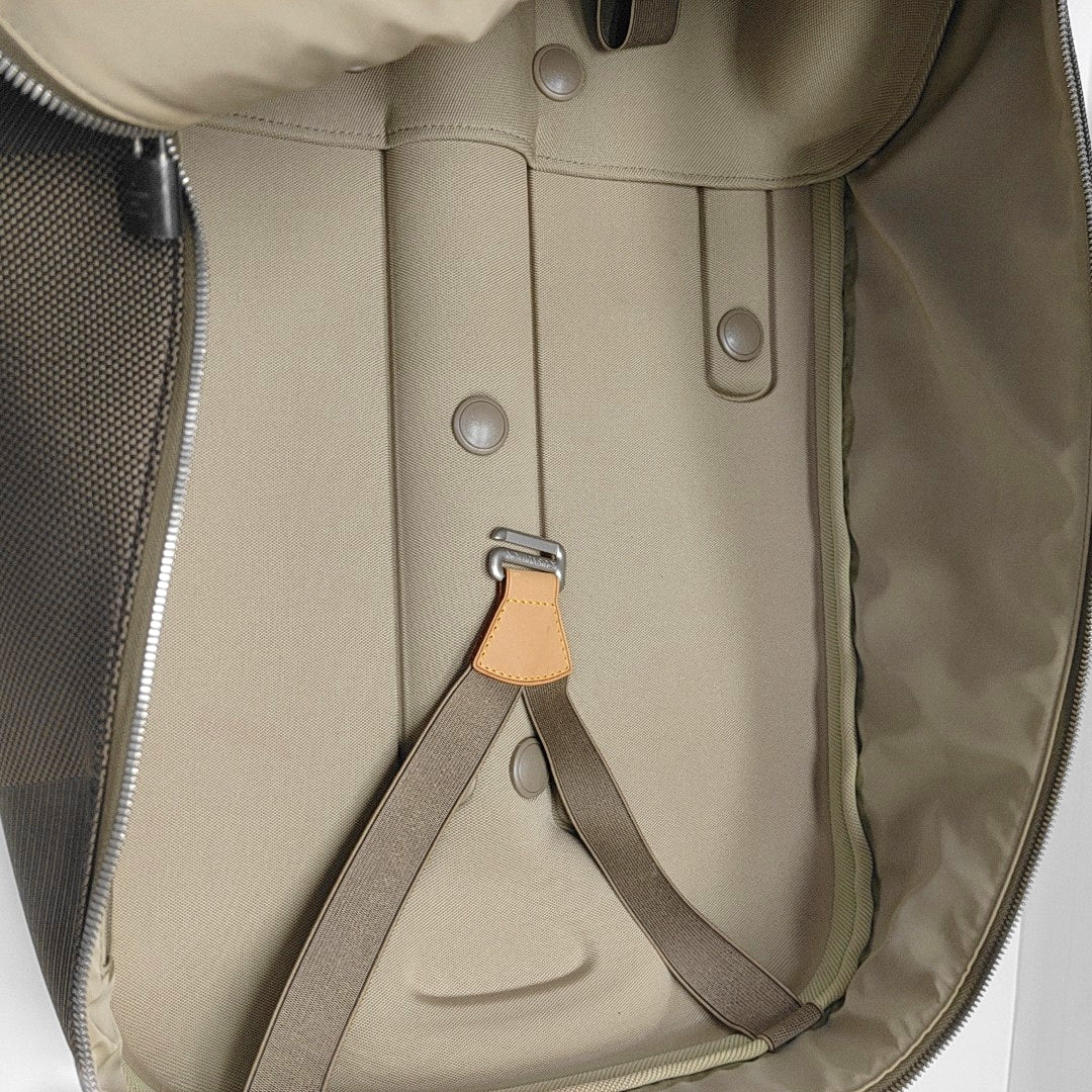 CONQUERANT 55 Canvas Beige