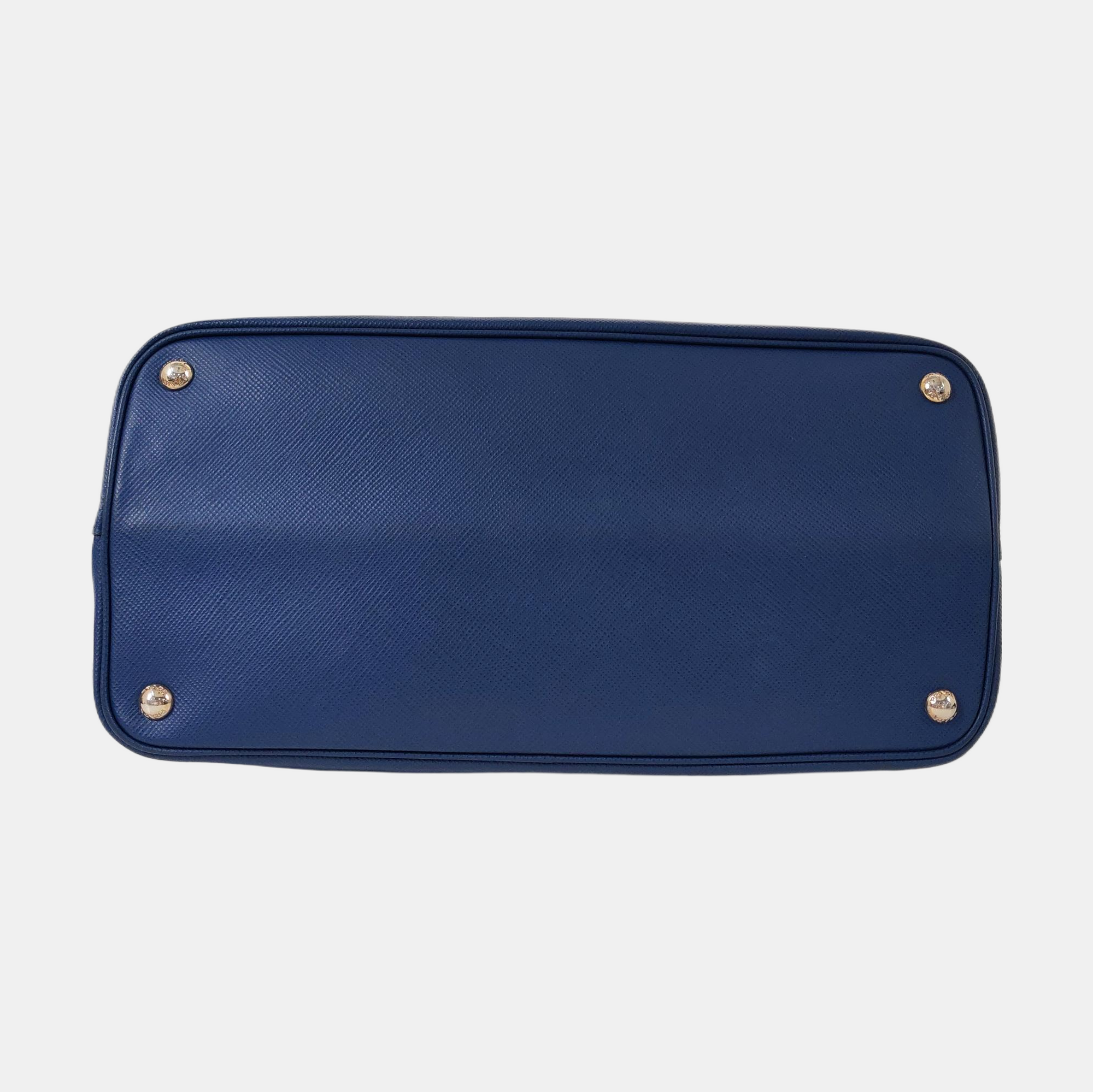 Authenticated pre-owned  Double Saffiano Calfskin Blue - Tote Bag at Looply