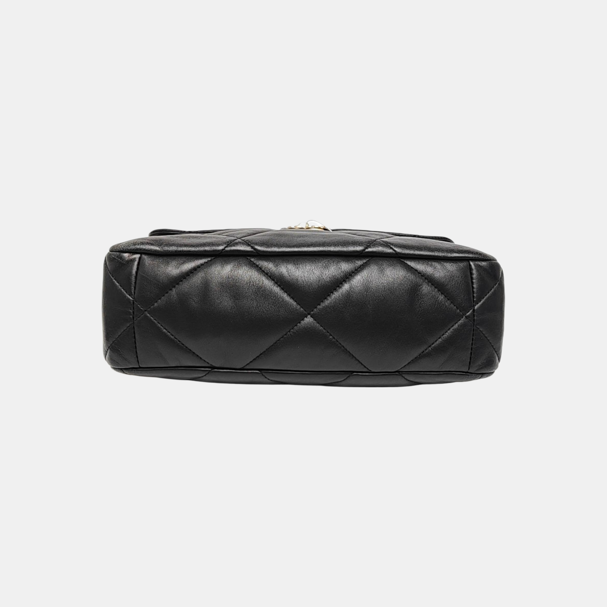 CHANEL 19 Medium Quilted Lambskin Black