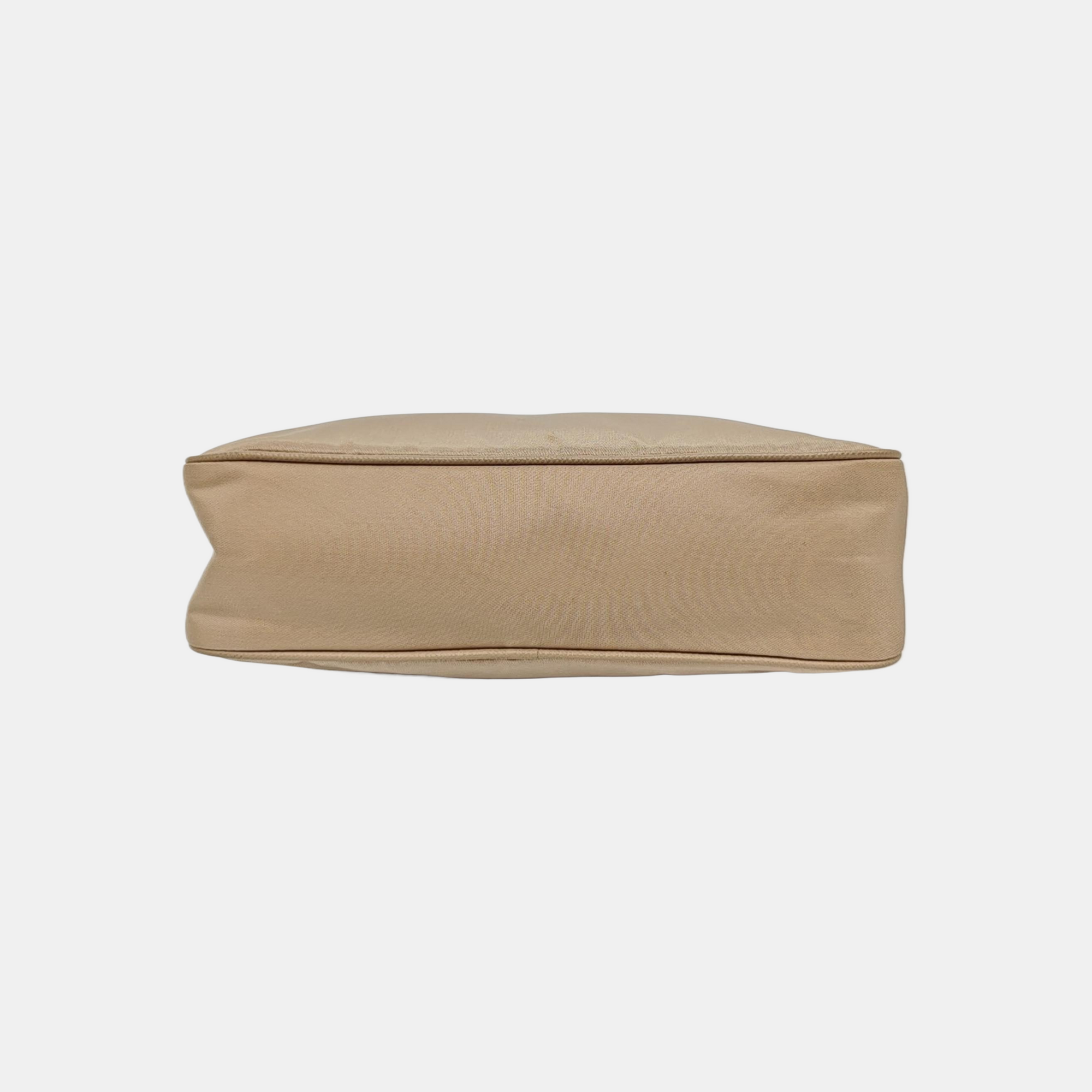 Authenticated pre-owned  Re-Edition2005 Nylon Beige - Shoulder Bag at Looply