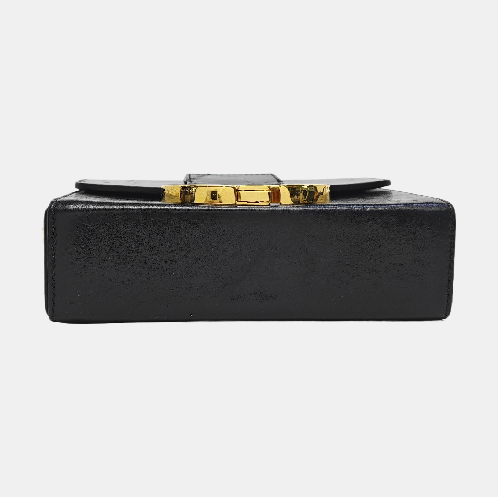 Authenticated pre-owned  30 Montaigne Calfskin Black - Shoulder Bag at Looply