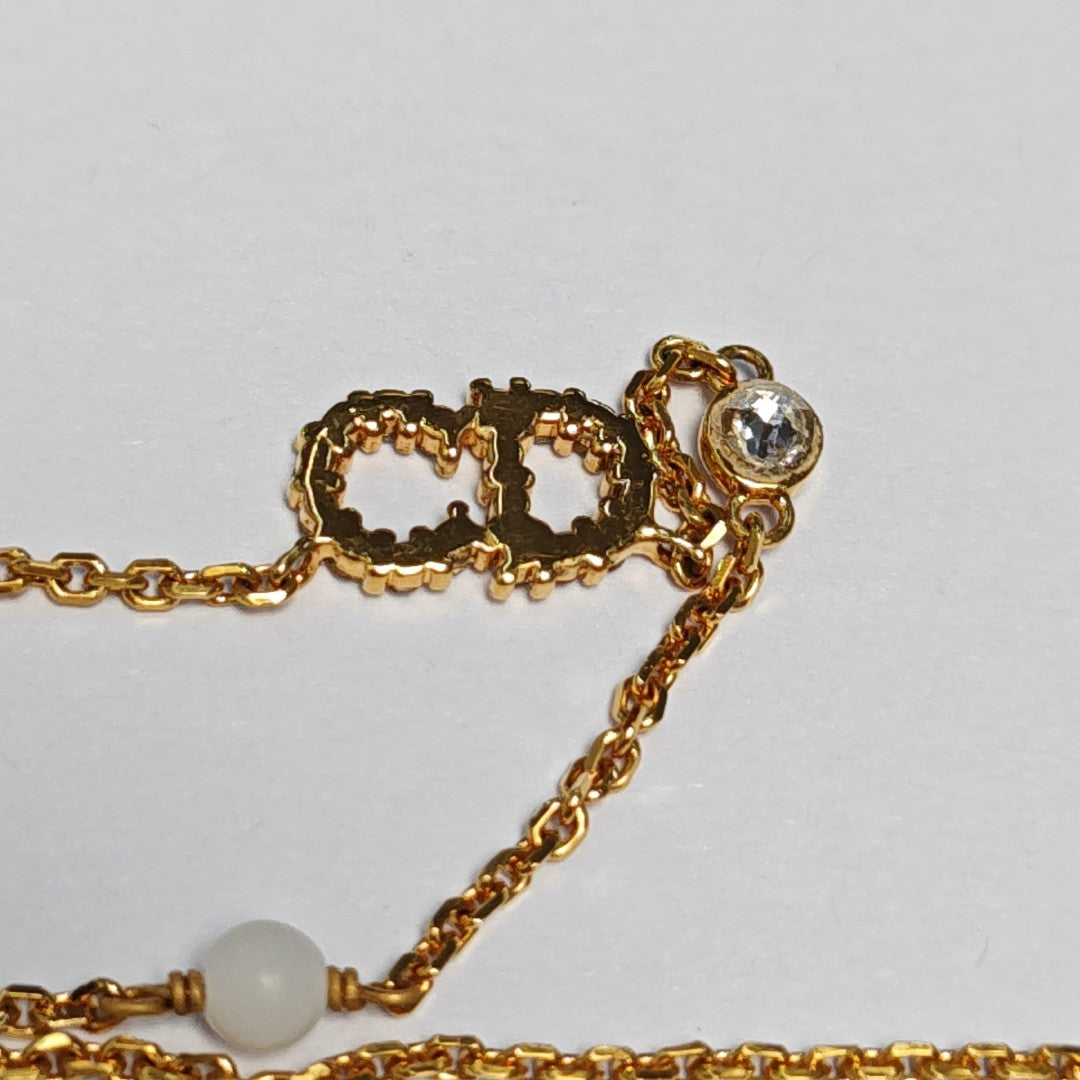 Authenticated pre-owned  Clair D Lune Gold Tone Metal Gold Necklace - Necklace at Looply