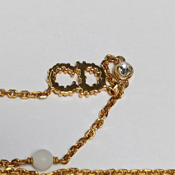 Authenticated pre-owned  Clair D Lune Gold Tone Metal Gold Necklace - Necklace at Looply