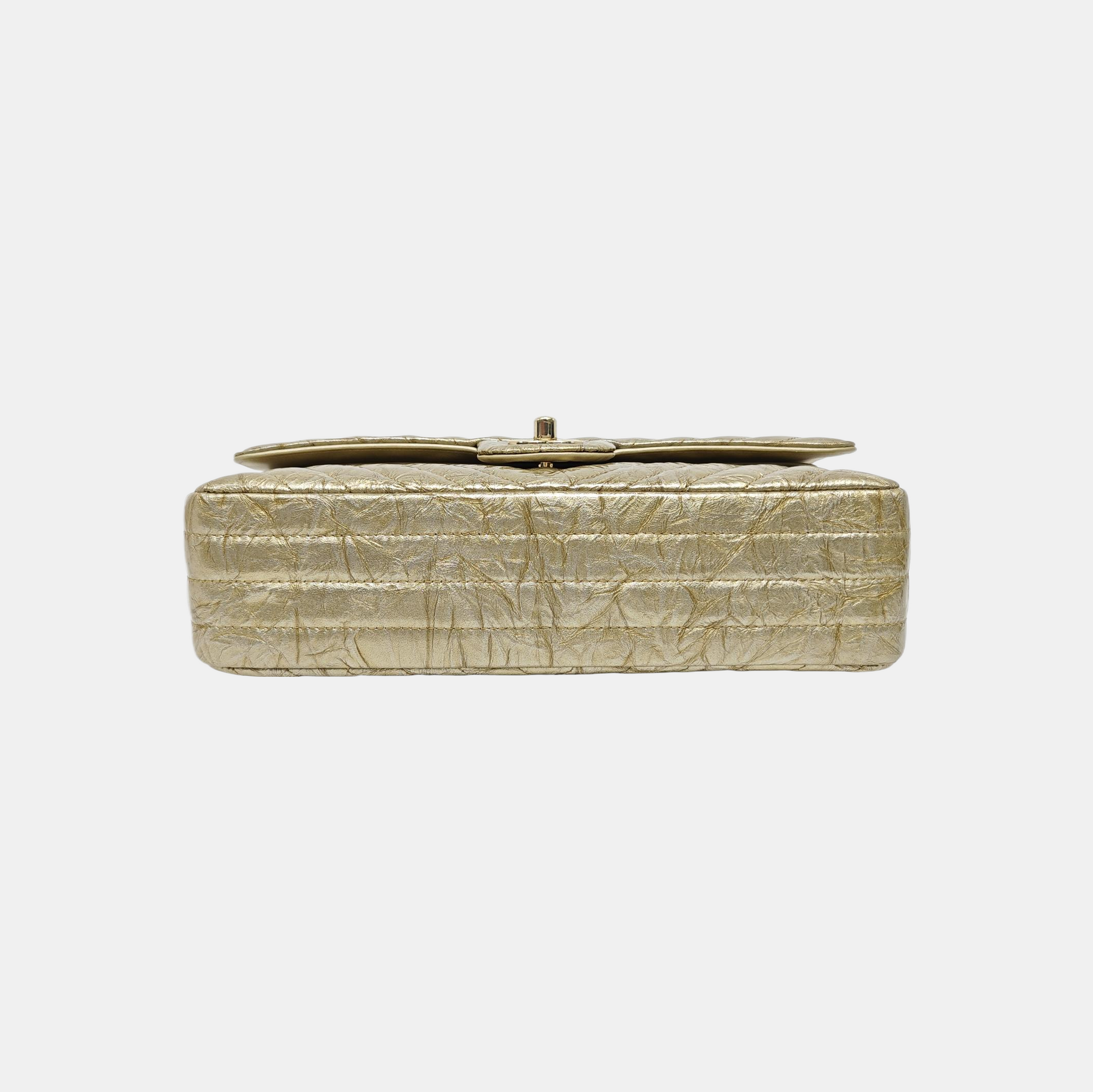 CLASSIC FLAP Small Chevron Patent Calfskin Gold