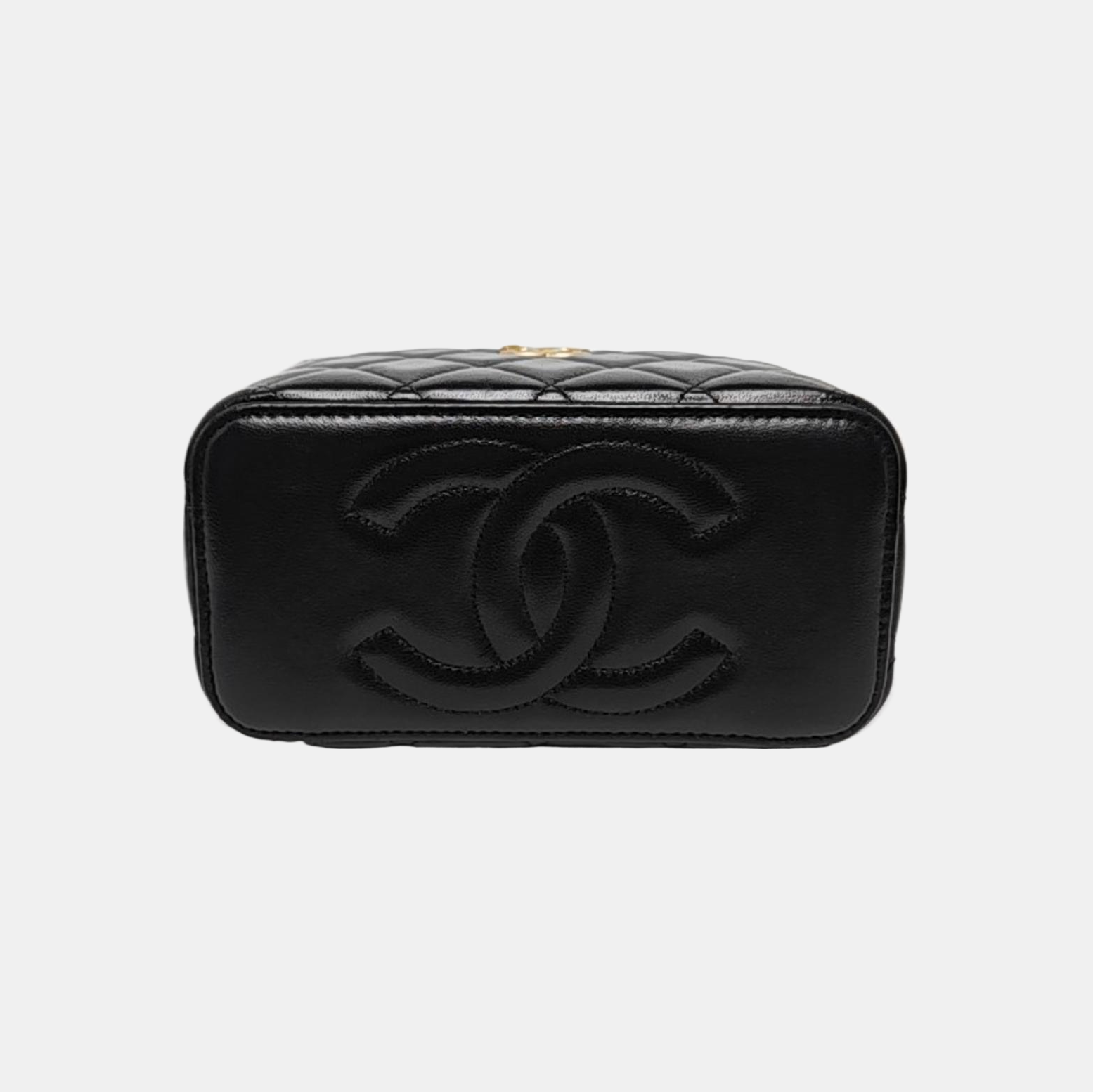 Authenticated pre-owned  VANITY CASE Quilted Lambskin Black - Shoulder Bag at Looply