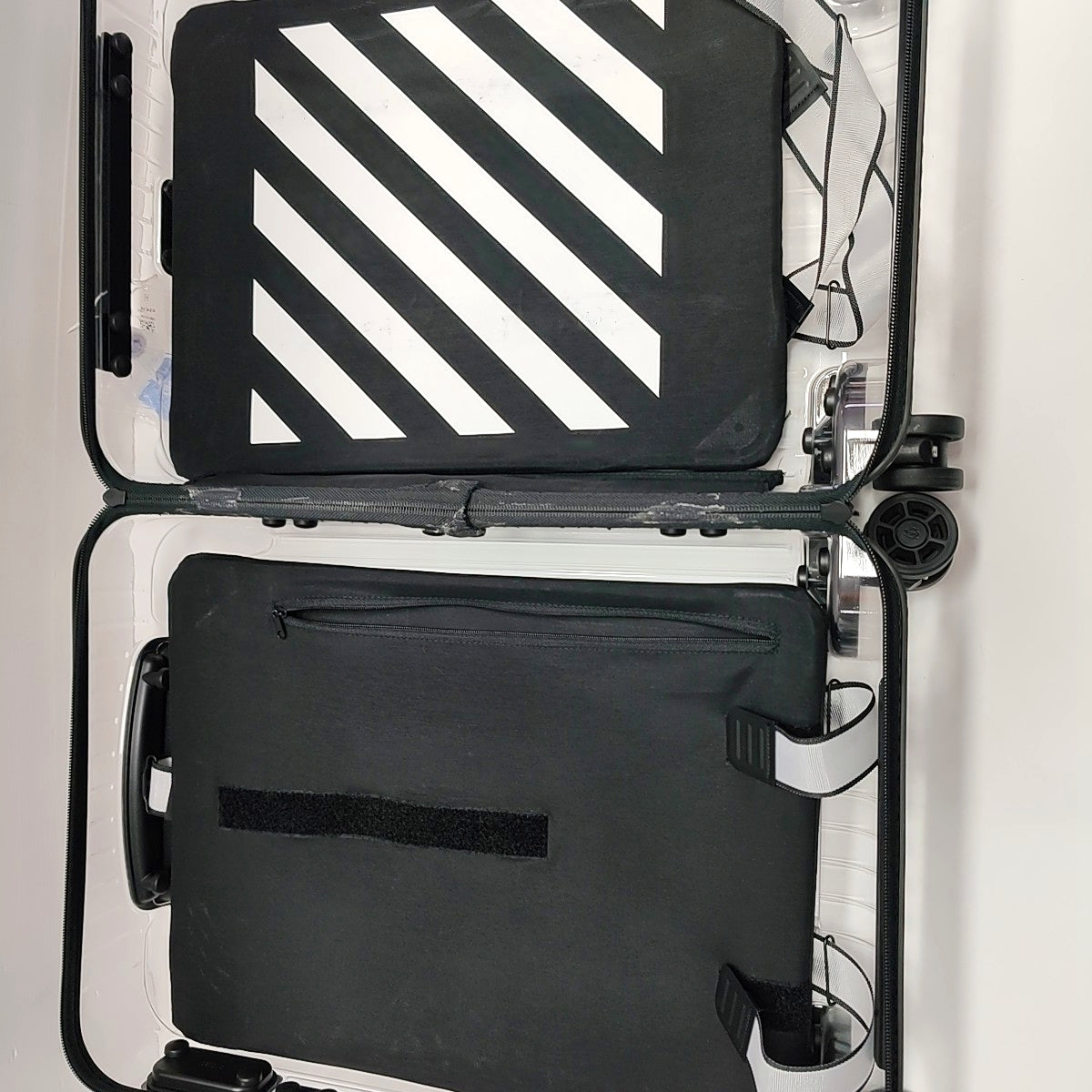 Special Material Luggage White