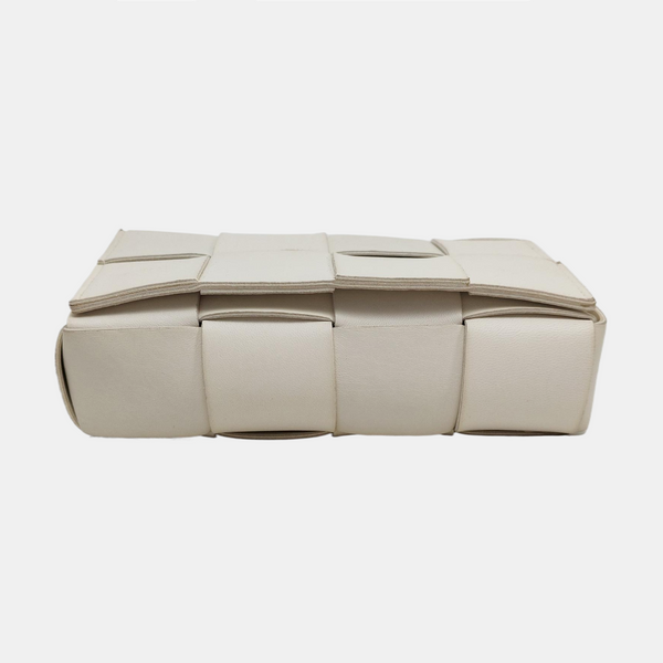 Authenticated pre-owned  Cassette Lambskin White - Belt Bag at Looply