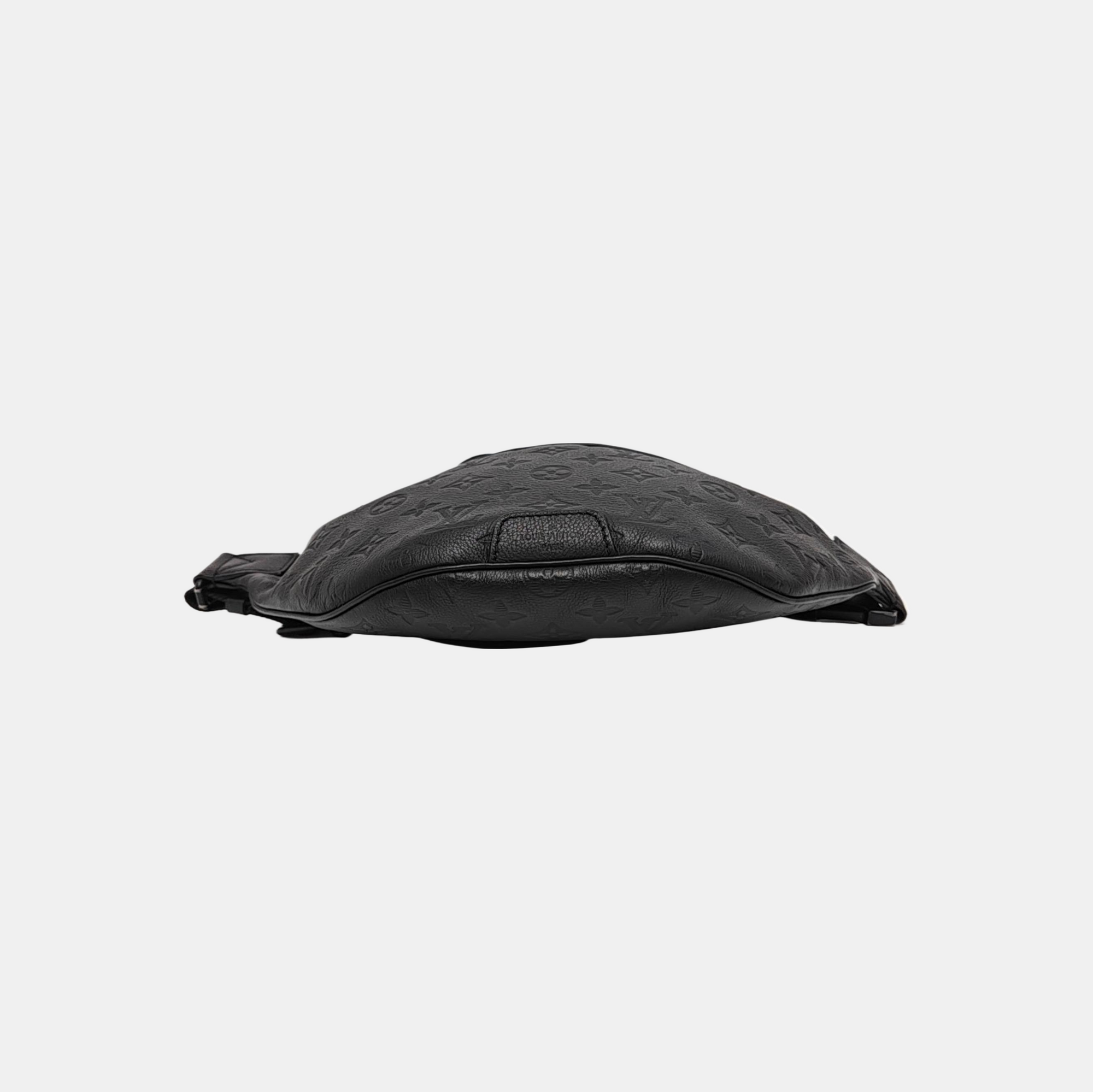 DISCOVERY PM Monogram Calfskin Black