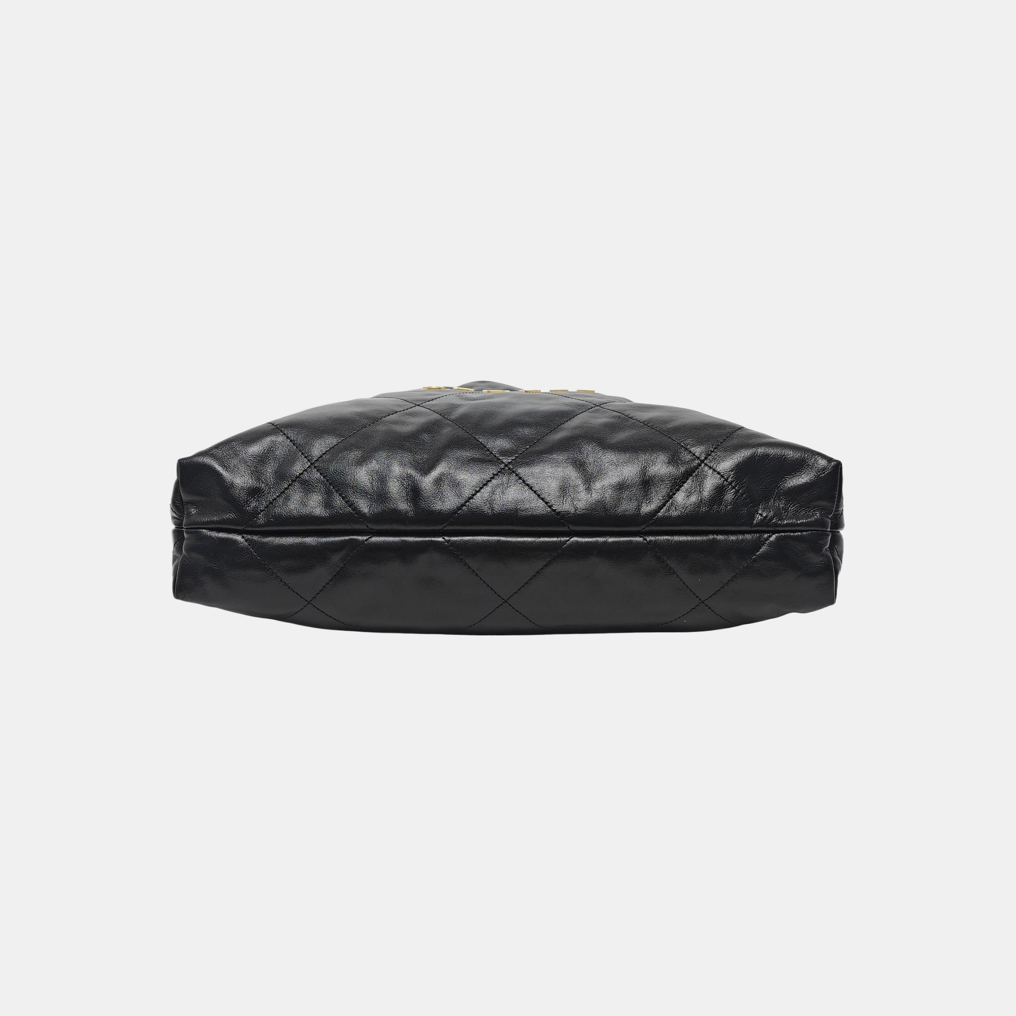 CHANEL 22 Medium Quilted Calfskin Black