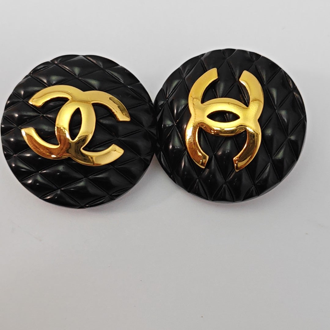 Metal Black Clip On Earrings