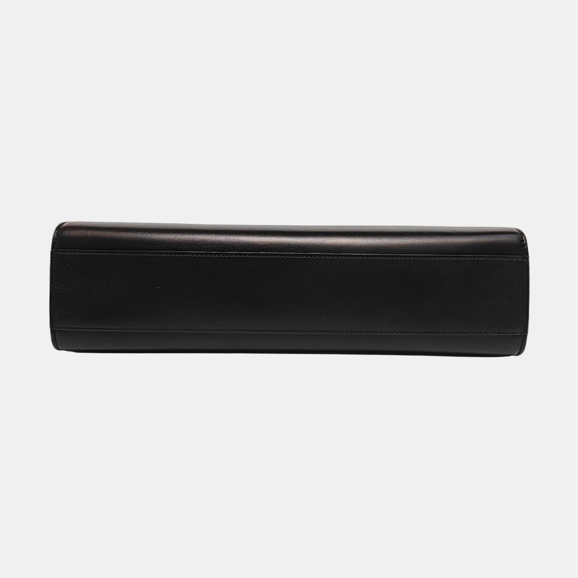 MANHATTAN Medium Calfskin Black